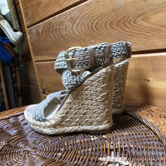 Stuart Weitzman Khaki Crochet Alex Ankle Halter Wrap Espadrille Wedge Sandal 8.5 - Picture 5 of 16